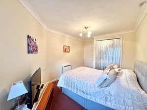 Photo 7- click for photo gallery